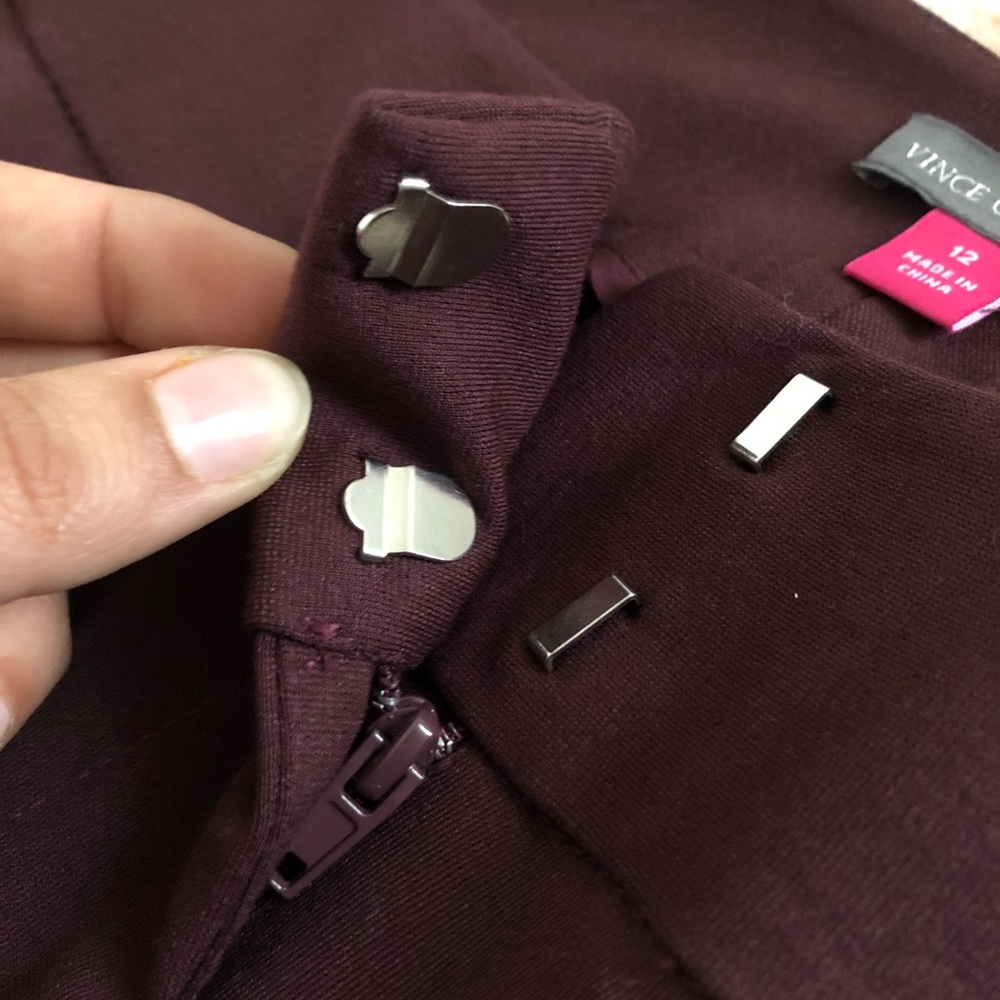 VINCE CAMUTO Burgundy Straight Leg Pants - Picture 4 of 6